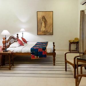 Heritage Comfort Enjoy on F&B Complimentary Non-Alcoholic Mini Bar Hi-Tea Complimentary 4 pieces of Laundry valid till 30th Sept'25